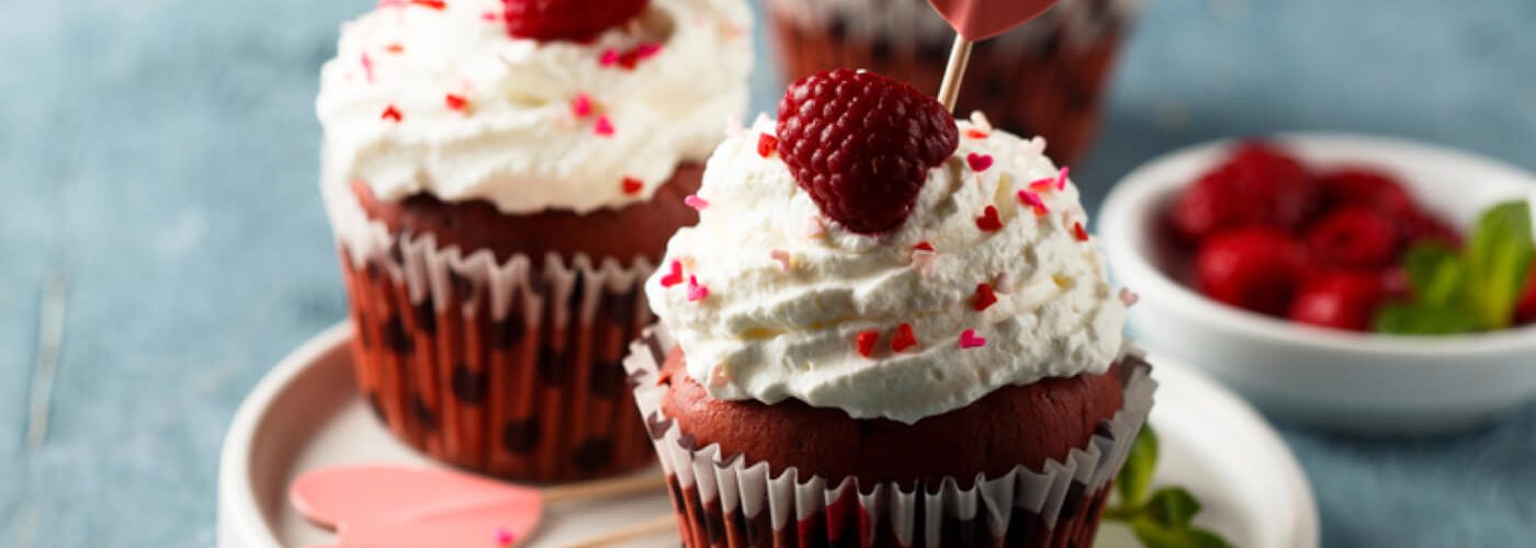 Super Moist Red Velvet Cupcakes